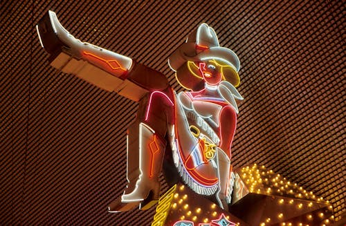 Betinia Vedonlyönti Ja Kasinopalvelut: Kokemukset Ja Ominaisuudet