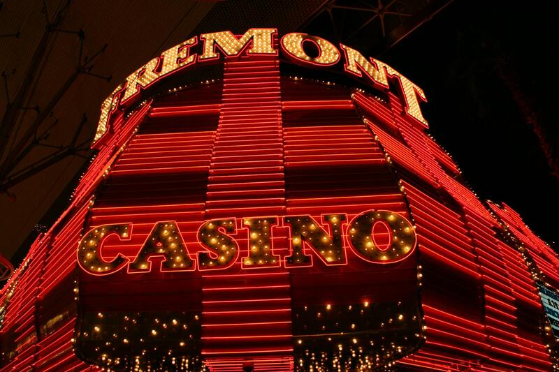 Helsingin Casino Pokeriturnaukset: Tapahtumat, Turnauskalenteri Ja Pokerin Tarjoamat Mahdollisuudet