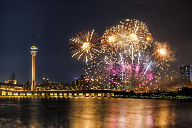 Luottokortin Hakeminen: Askel Askeleelta Opas Kortin Hakemiseen